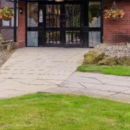 Travelodge Hull South Cave-3