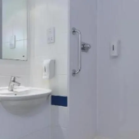Travelodge Bicester Cherwell Valley M40-3