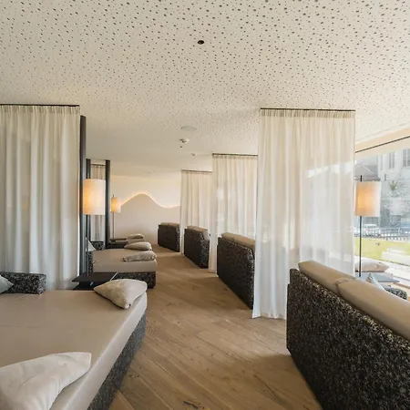 Hotel Schlosswirt-3