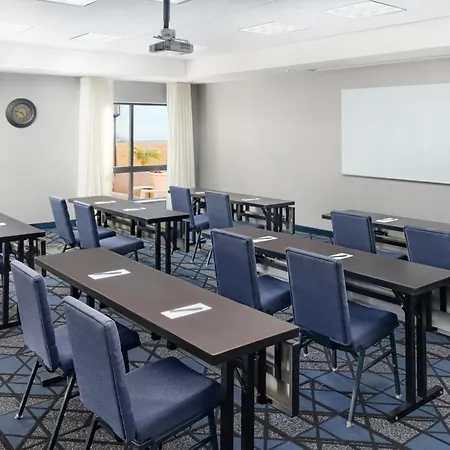 Courtyard By Marriott Phoenix Mesa Gateway Airport-2
