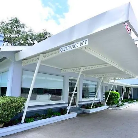 Sun Plaza Motel-2