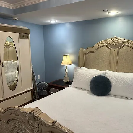Justine Inn Savannah-2