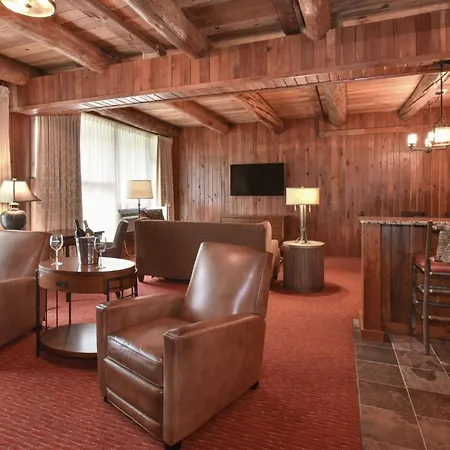 Slopeside Hotel, A Vail Resorts Property-3