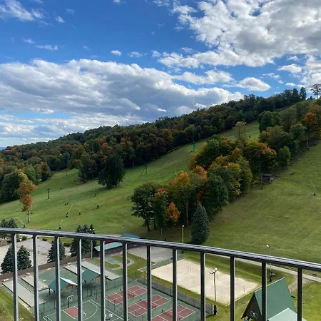 Slopeside Hotel, A Vail Resorts Property-3