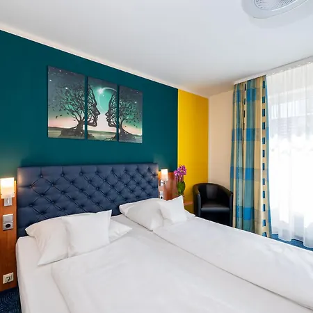 Hotel Hanseport Hamburg-3