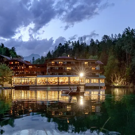 Parkhotel Tristachersee-3