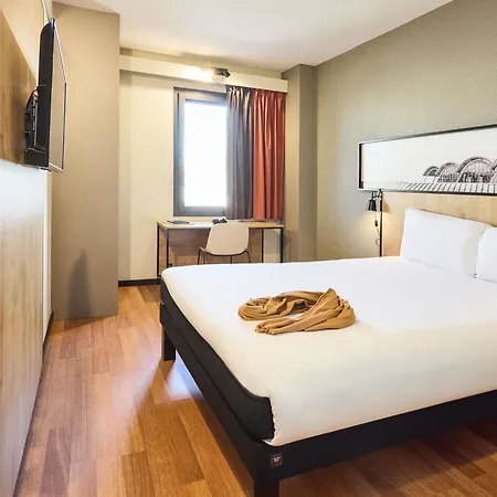 Ibis Valladolid-3