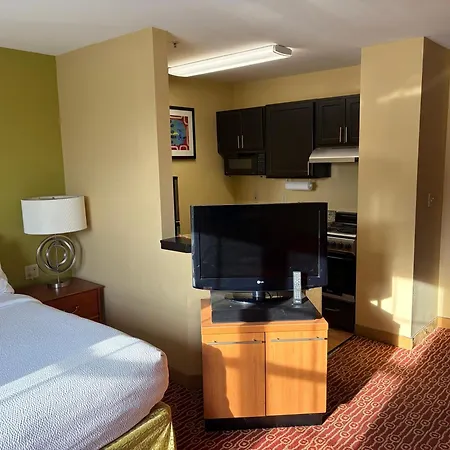 Mainstay Suites Bloomington Near University-2