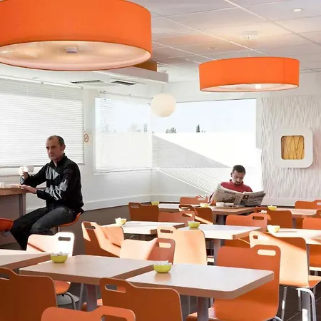 Ibis Budget Istres Trigance-3