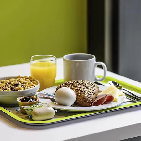 Ibis budget Koeln Messe-3