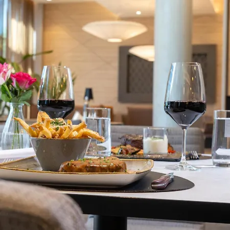 Holiday Inn Frankfurt Airport By Ihg-3