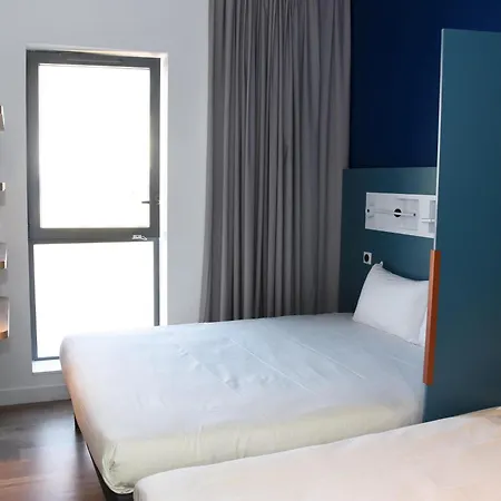 Ibis Budget Langres-3