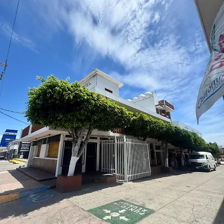 Hotel California-3