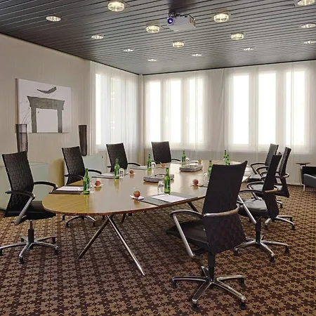 Moevenpick Hotel Zurich Airport-3