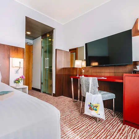 Mercure Roma Piazza Bologna-3