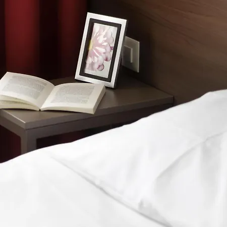 Aparthotel Adagio Basel City-3