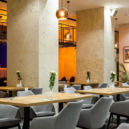 Mercure Opole-3