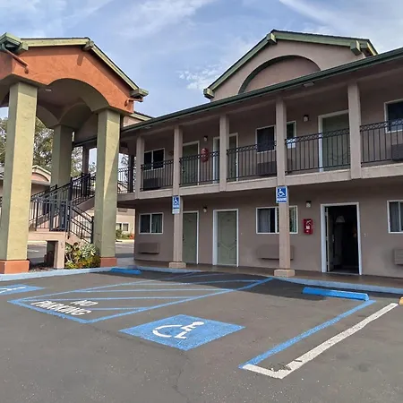 Olive Tree Inn & Suites, A Howard Johnson By Wyndham-3