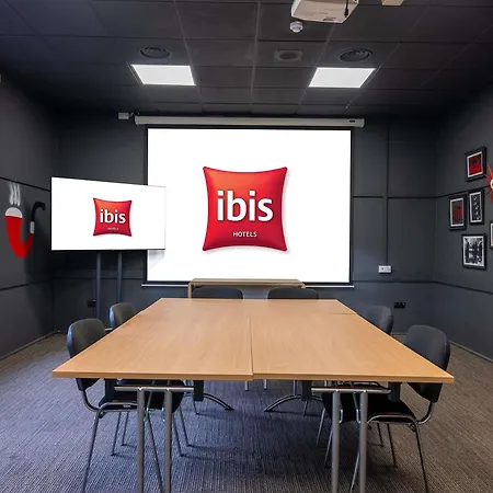 Ibis Portsmouth-3