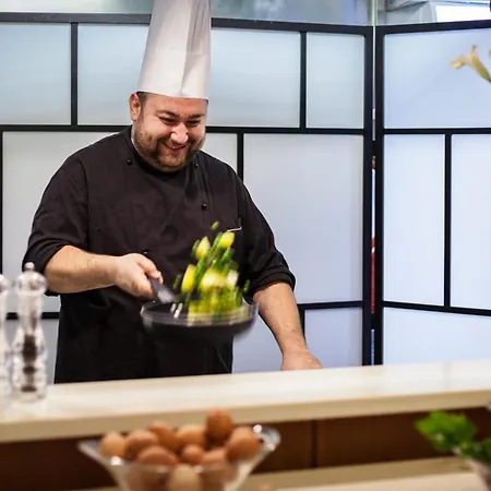 Holiday Inn Milan Garibaldi Station By Ihg-3