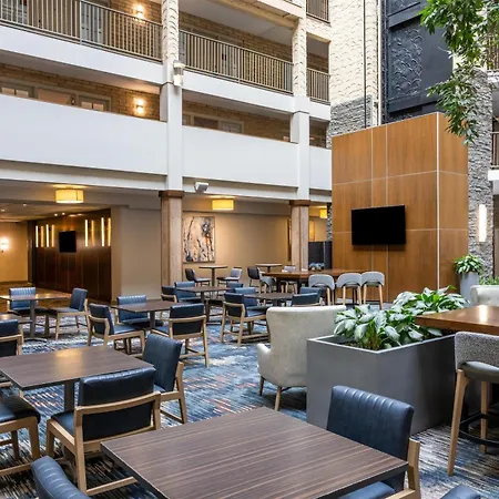 Embassy Suites By Hilton Minneapolis Bloomington Edina-3