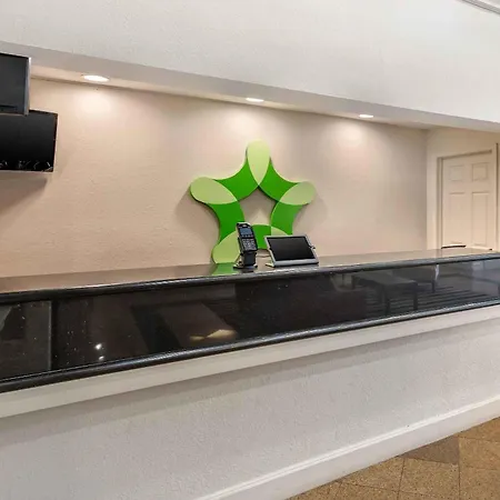 Extended Stay America Suites - Tampa - Airport - N Westshore Blvd-2