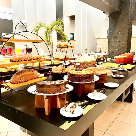 Oasis Tower Hotel-3