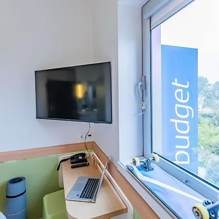Hotel Ibis Budget Porto Gaia-3