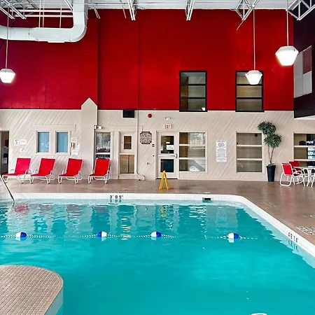 Ramada By Wyndham Trenton-2