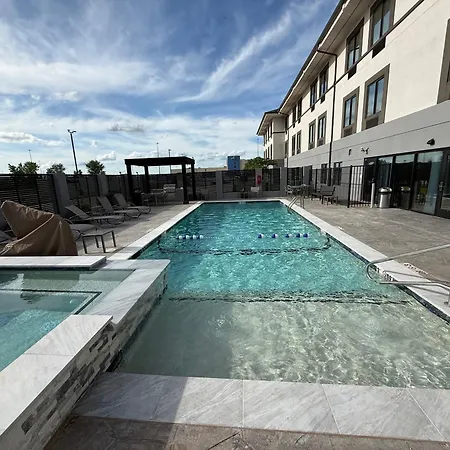 Garner Hotel Norman - University Area By Ihg-3