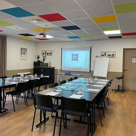 ibis budget Marne la Vallée Pontault Combault-2