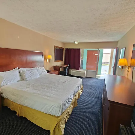 Travelodge By Wyndham Richmond Kentucky-2