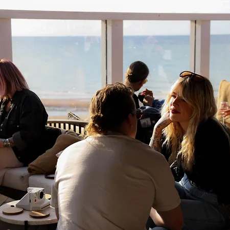 No 42 By Guesthouse, Margate-3