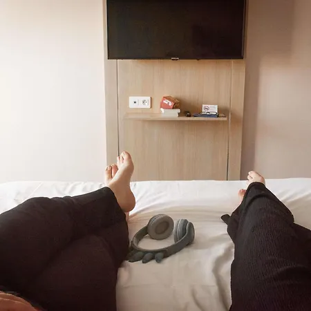 Ibis Styles Chinon-2