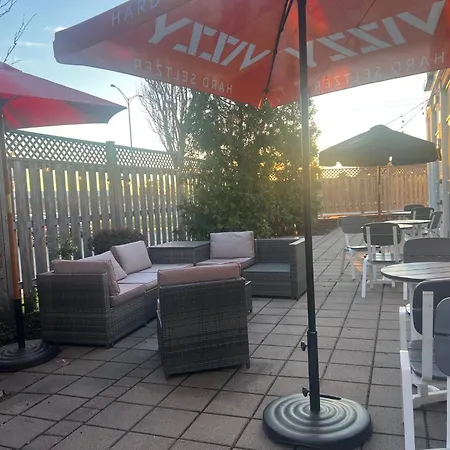 Hilton Garden Inn Montreal Airport-3