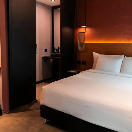 The Art Hotel El Poblado Medellin By Key 33-2
