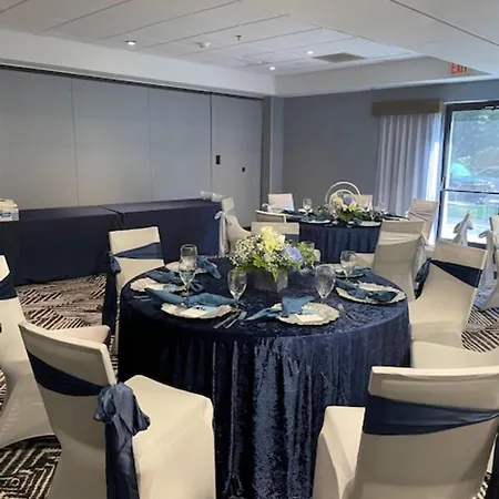 Hyatt Place Charlotte Airport/Lake Pointe-2