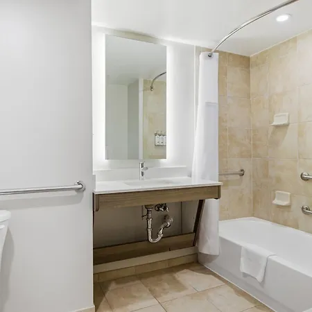 Holiday Inn Express & Suites Raleigh West - Lenovo Center By Ihg-2