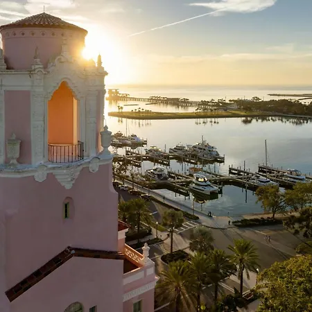 The Vinoy Resort & Golf Club, Autograph Collection-3