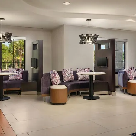 Courtyard By Marriott San Luis Obispo-3