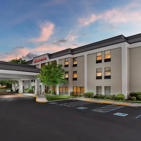 Hampton Inn Tracy-2