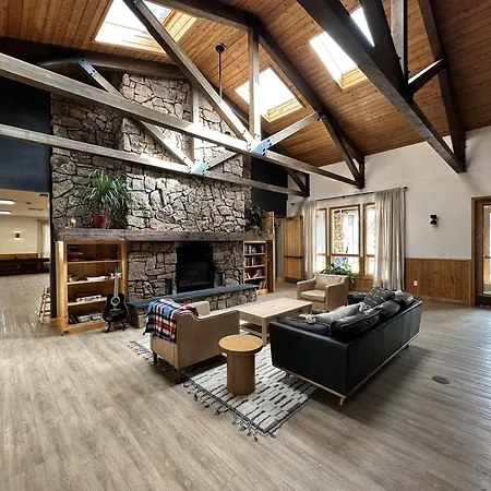 Wolf Creek Lodge, BW Signature Collection-3