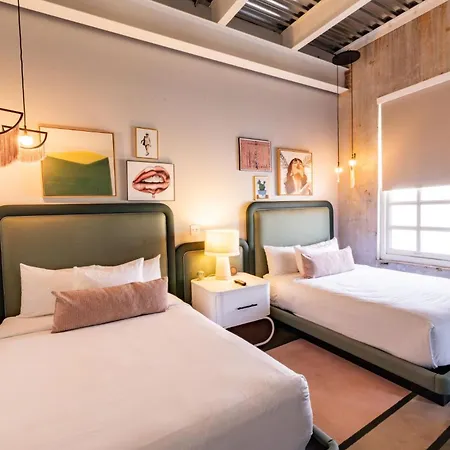Canvas Hotel Dallas-3