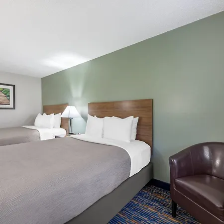 Quality Inn Meadville-3