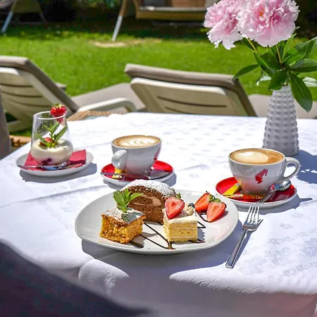 Hotel Rosenheim-2