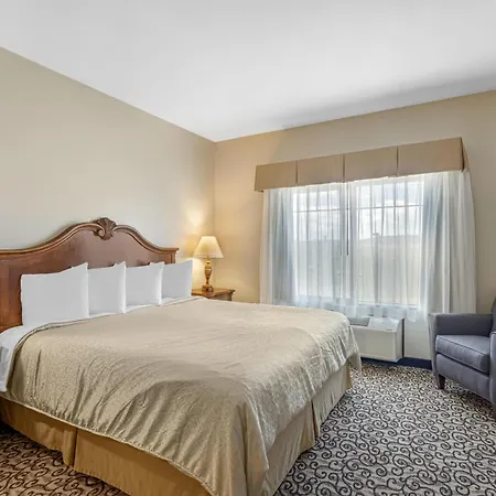 Best Western Plus Fossil Country Inn & Suites-3