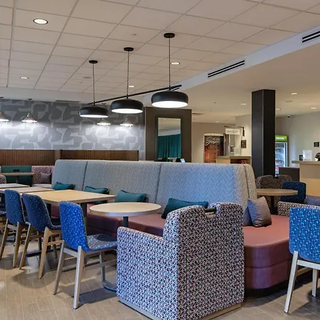 Home2 Suites By Hilton West Edmonton-3