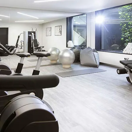 Novotel Basel City-3