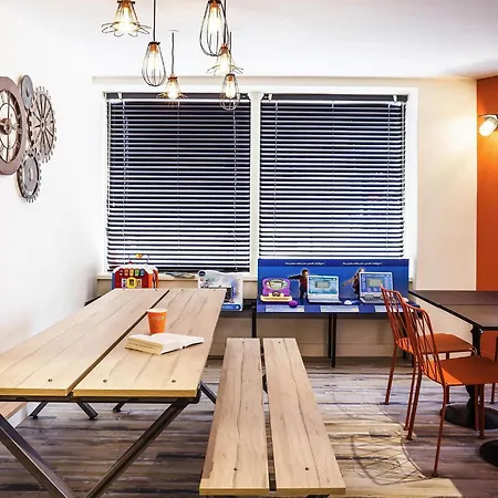 Ibis Styles Paris Mairie De Clichy-3
