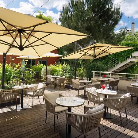 Doubletree By Hilton Paris Boulogne-2